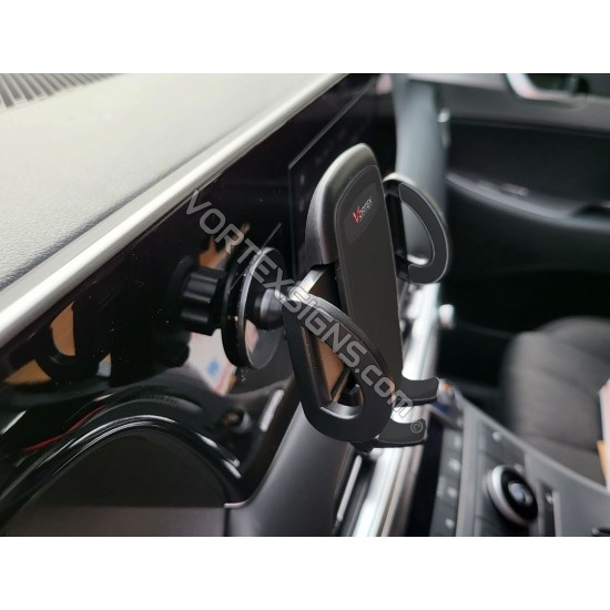 phone holder for a Hyundai Palisade dash